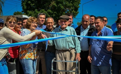 Zdero inauguró nuevas cuadras de pavimento en Las Breñas