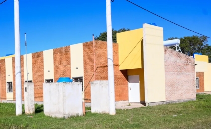 General San Martín: Zdero reactivó 238 viviendas paralizadas y aseguró que se terminarán con fondos provinciales