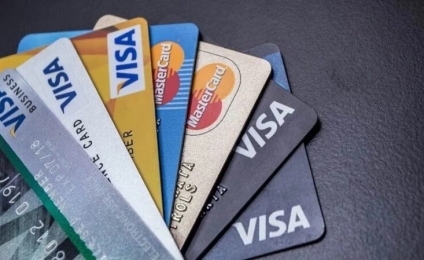 Ya se puede solicitar la baja de una tarjeta de crédito pese a tener deudas