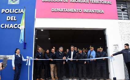 Zdero entregó equipamiento e inauguró la nueva sede del Departamento de Infantería