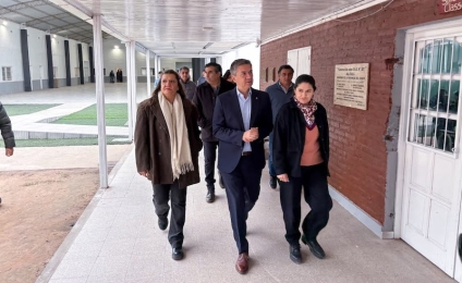 Avia Terai: Zdero constató el avance de obras en la EES N°27 y ratificó su compromiso con la educación