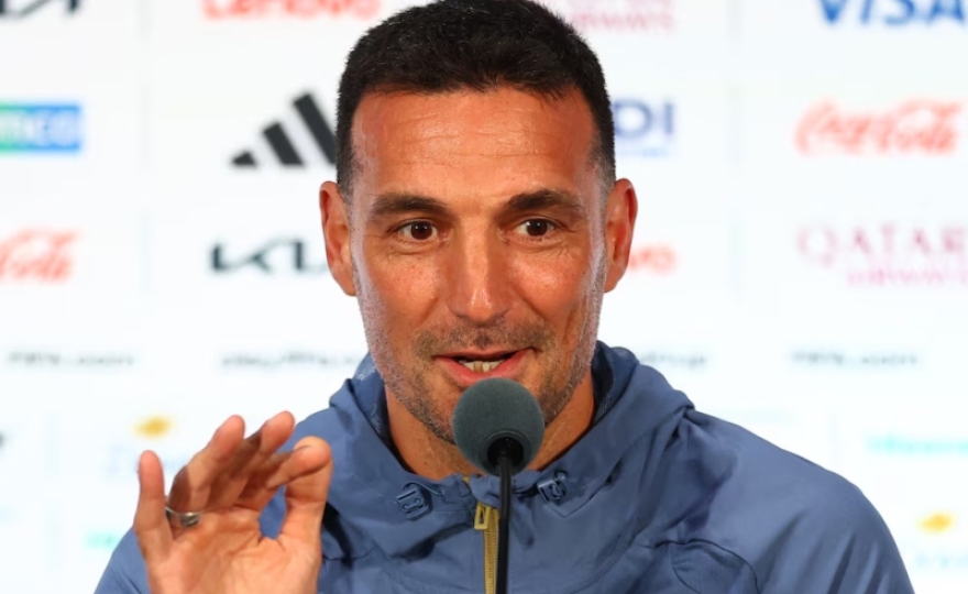 Lionel Scaloni confirmó que Messi será suplente en el duelo de Argentina ante Jordania