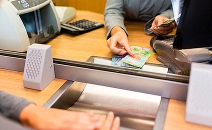 Bancarios activaron la cláusula gatillo y llevaron el salario inicial de la actividad a casi $2.6 millones