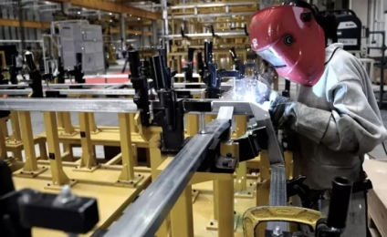 La industria repuntó en agosto, con una suba del 1,9%