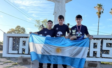 Las Breñas recibió a sus campeones panamericanos de pádel